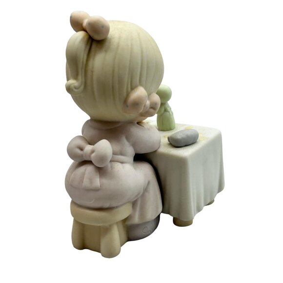 Precious Moments Symbol of Membership 'My Happiness' C0010 1990 Gift - Picture 6 of 11